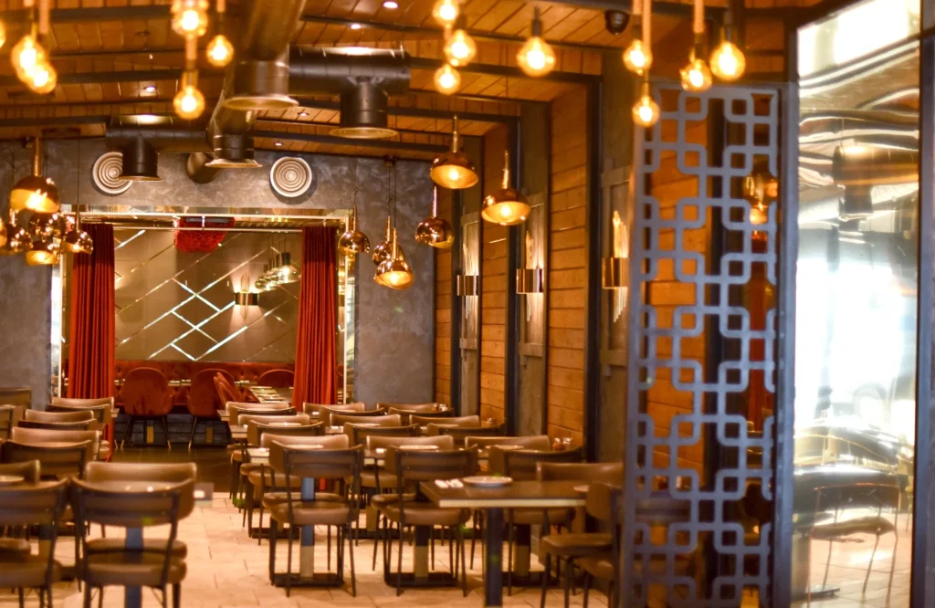 Hala Restaurant Inside