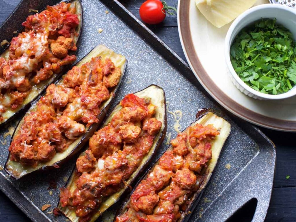 İmam Bayıldı (Stuffed Aubergine)